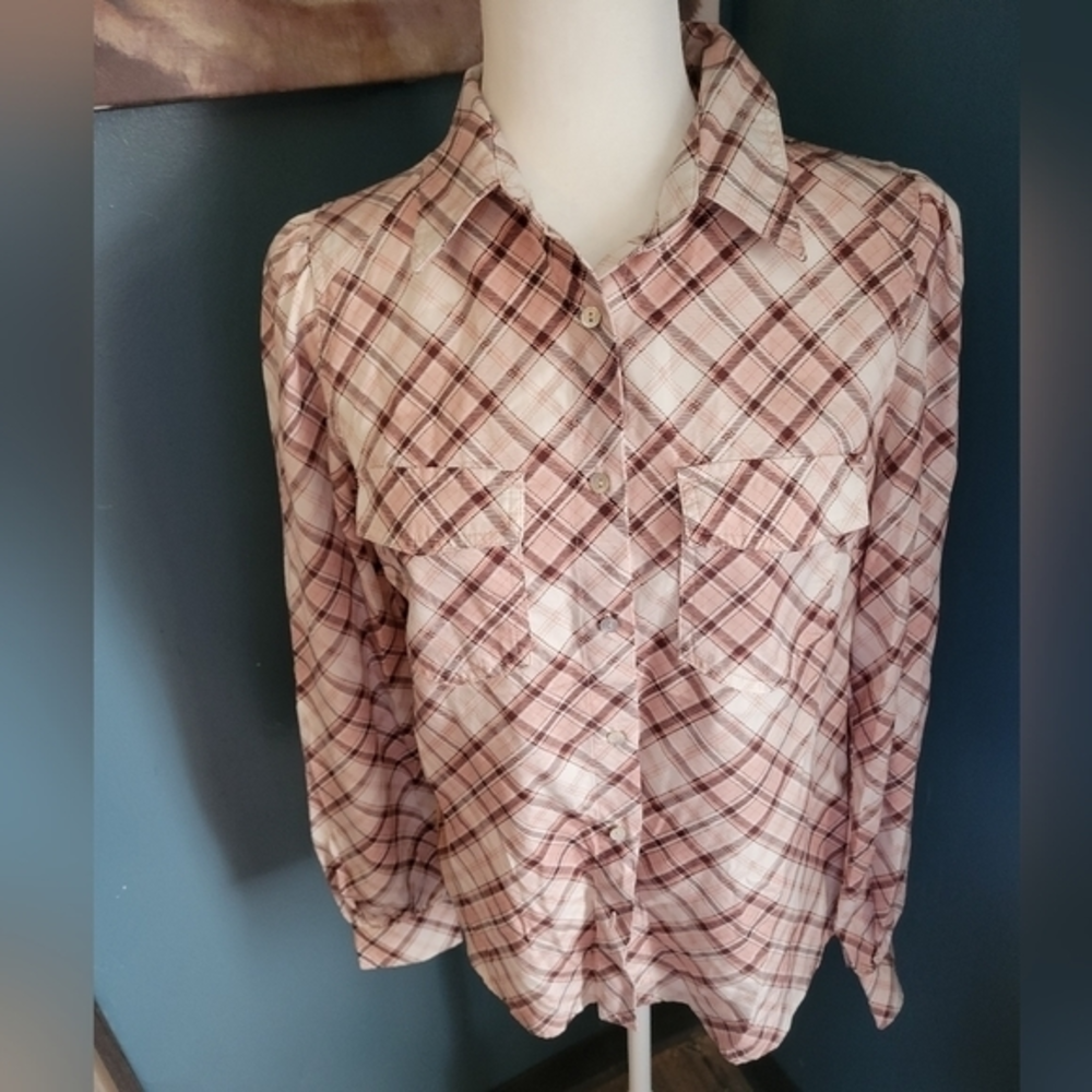 Kut From the Kloth size small plaid button up shirt NWOT - Picture 1 of 8